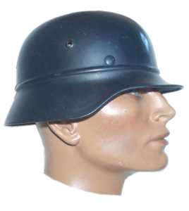 gr��eres Bild - Helm Luftschutz      1939