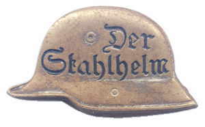 gr��eres Bild - Abzeichen Stahlhelm 1926
